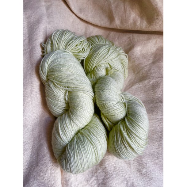Pistachie - H�ndfarvet