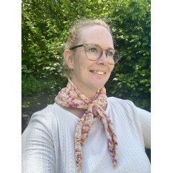 B�lge Scarf